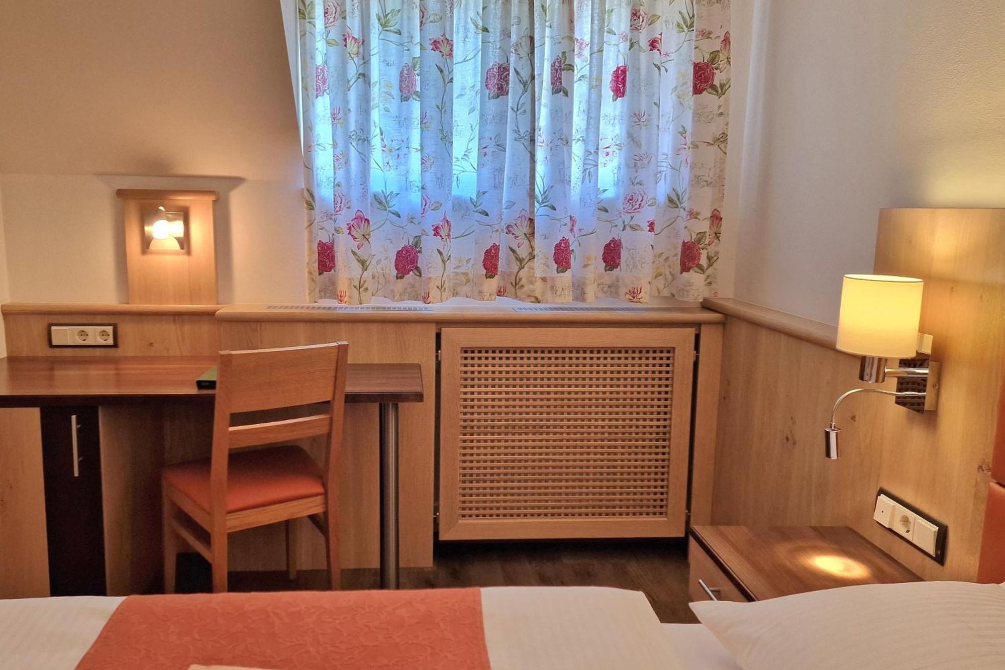 Landgasthof Trattnig Schiefling am See Chambre photo